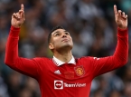 Casemiro, taraftarlar tarafından slogan atarak ş&ouml;yle dedi, ama Manchester United onu yine de bırakmalı, diyor Gary Neville