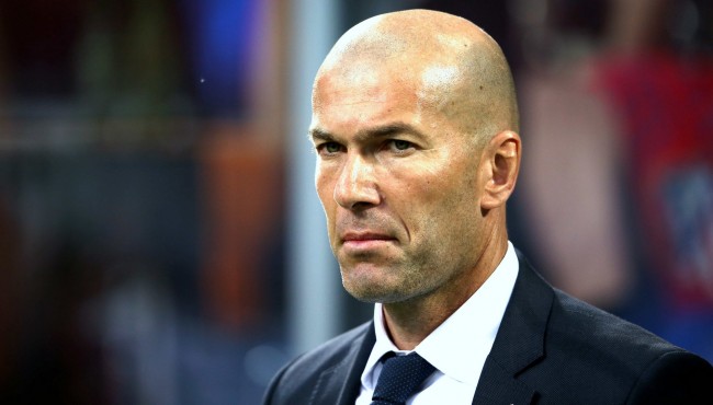 Fransa Futbol Federasyonu, Zidane'ı yeni baş antrenör olarak duyuracak basın toplantısı duyurdu