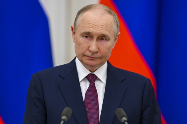 Rusya, Trump'ın "kağıttan kaplan" iddiasını reddediyor ve ekonomik ve askeri gücünü öne sürüyor