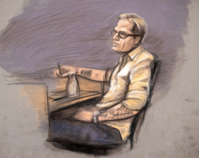 Norveç veliaht prensinin üvey oğlu mahkemede çöktü ve tecavüz iddialarını reddetti