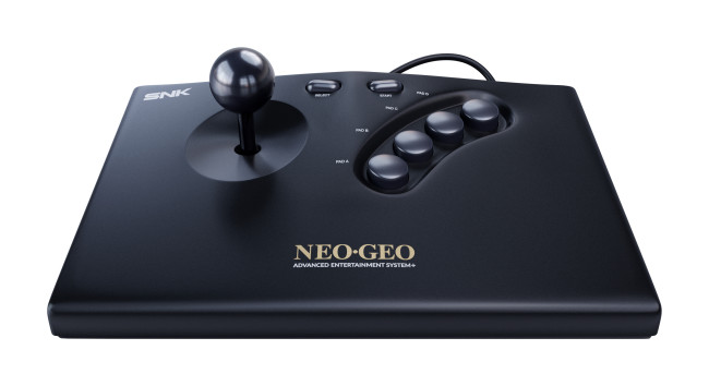 Neo Geo AES+ gerçek, kral 35 yıl sonra geri döndü