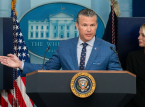 Pete Hegseth, Pulp Fiction'ı kutsal kitap olarak g&ouml;steriyor, ardından basını İsa'nın d&uuml;şmanlarıyla karşılaştırıyor