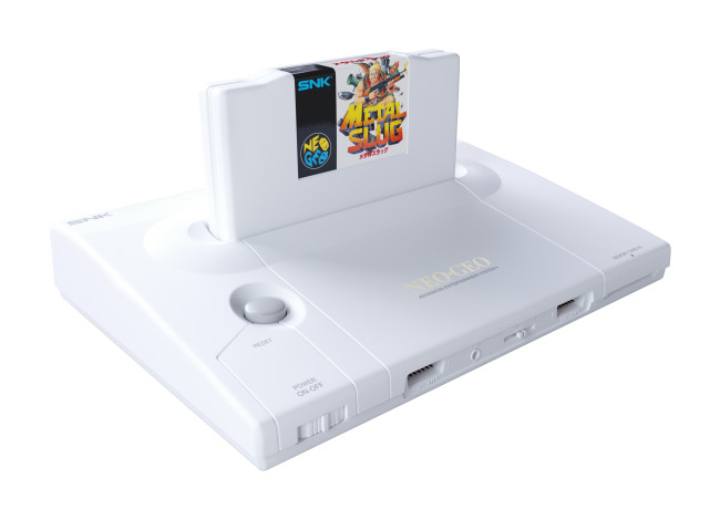 Neo Geo AES+ gerçek, kral 35 yıl sonra geri döndü