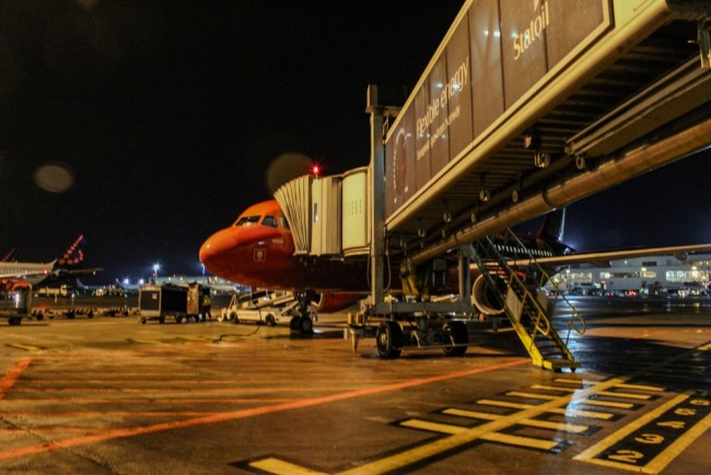 Brüksel Havalimanı drone görülmesinin ardından kapatıldı