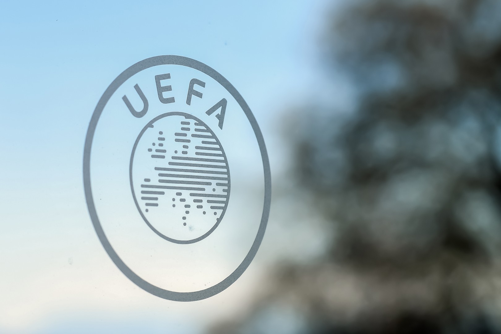 UEFA, Benfica-Real Madrid maçına ilişkin resmi olarak soruşturma başlattı: Prestianni on maçlık ceza ile karşı karşıya