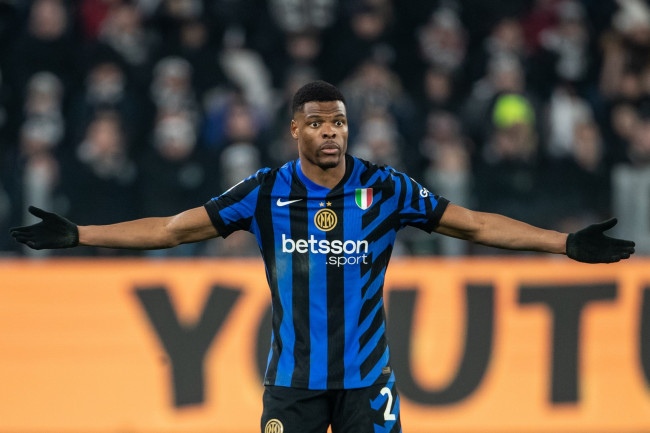 Fabrizio Romano, Pérez seçimleri kazanırsa Denzel Dumfries'in yeni Real Madrid savunmacısı olarak açıklanacağını söylüyor