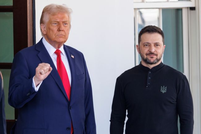 Trump, Ukrayna'ya Patriot önleme füzeleri üretme hakkı verileceğini söylüyor