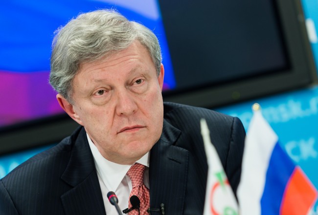 Ukrayna'yı ateşkesi destekleyen Rus muhalefet partisi kampanyaya devam edeceğini sözü verdi