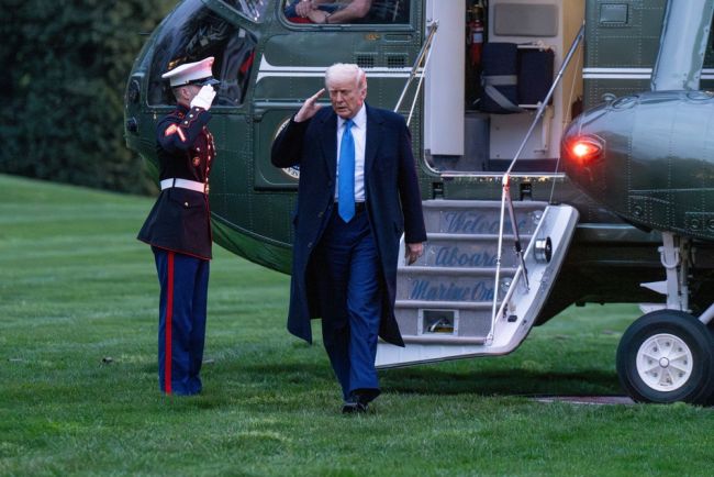 Trump, Washington'da polis ve orduyla gece devriyesine çıkmayı planlıyor