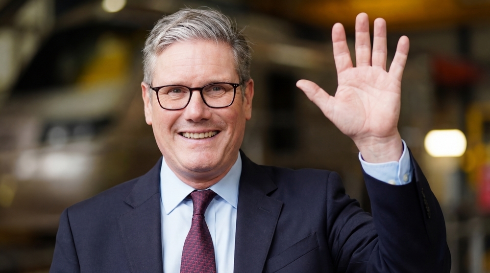 Keir Starmer, Birleşik Krallık'ta 16 yaş altı çocukların sosyal medya kullanımını kısıtlama planını açıkladı: "Serbest geçiş yok"