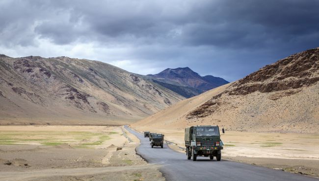 Pakistan, Hindistan askeri harekatının yakında muhtemel olduğunu söyledi