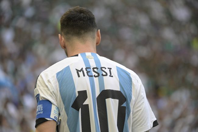 Leo Messi, beşinci ligdeki UE Cornellà'nın %100'ünü satın aldı
