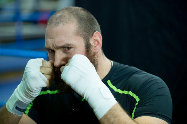 Fabio Wardley, Tyson Fury'ye meydan okumayı umuyor... eğer her ikisi de Dubois ve Makhmudov'a karşı bahar maçlarını kazanırsa