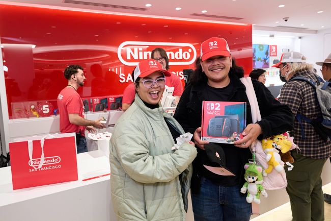 Switch 2, ilk ay konsol satışlarında PlayStation 2'yi geride bırakarak yeni bir Japon rekoru kırdı
