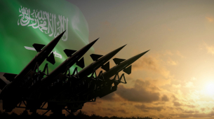 Suudi Arabistan, savaş sırasında İran'a kamuoyuna açıklanmayan saldırılar düzenledi ve ülkeye ilk kez saldırdı