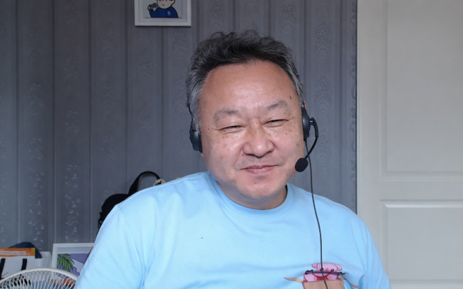 Shuhei Yoshida, PlayStation patronu tarafından "saçma" emirleri takip etmek istemediği için rütbesinden düşürüldüğünü söylüyor