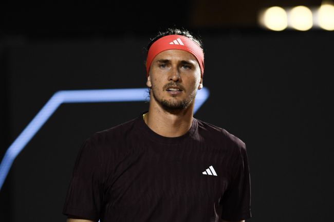 Alexander Zverev, bu hafta Kanada Açık'ta tek erkeklerde seribaşı tenisçilerin zirvesinde yer alıyor
