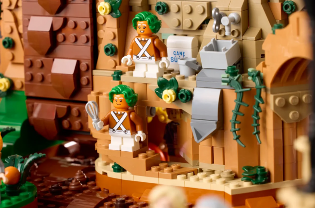 Lego, Willy Wonka'nın çikolata fabrikasını tanıttı