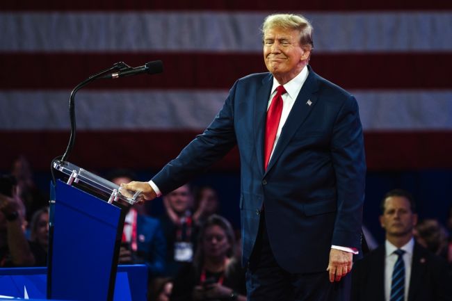 Trump, nükleer kaygılar nedeniyle İran'ı yeniden bombalamaya açık