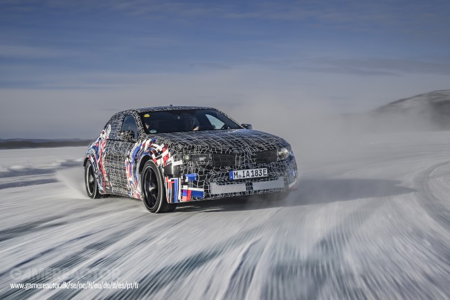 BMW, yeni M3'ü tamamen elektrikli bir canavar olarak tanıttı