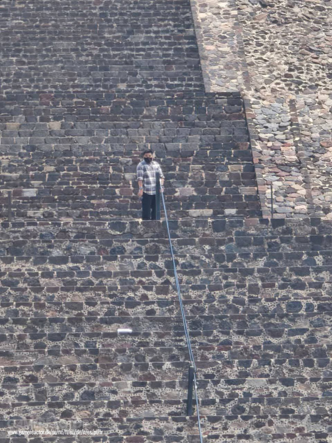 Breaking: Bir adam, Meksika'nın Teotihuacán kentinde bir grup turiste ateş açtı ve iki kişi hayatını kaybetti