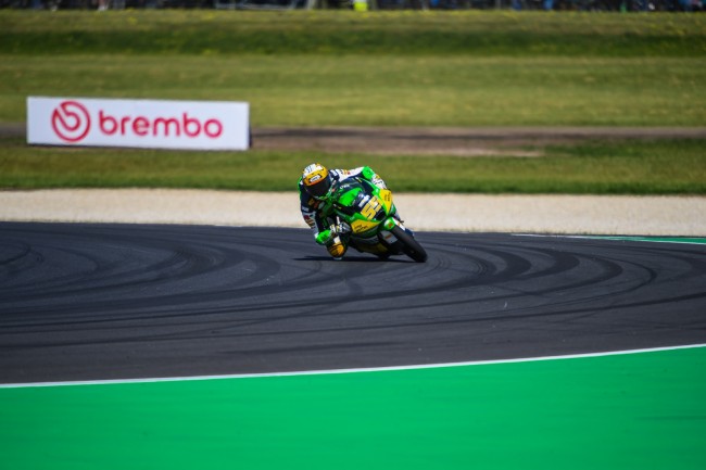 Moto3 sürücüsü Noah Dettwiler'ın Malezya'da José Antonio Rueda ile yaptığı kazadan sonra durumu ciddi