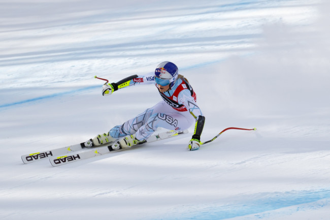 Lindsey Vonn, Kış Olimpiyatları'nda ACL yırtığı yaşadıktan bir hafta sonra ciddi şekilde düşüyor