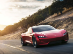 &Ccedil;ılgın Tesla Roadster yıl sonundan &ouml;nce g&ouml;sterilecek