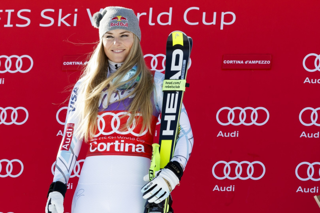 Lindsey Vonn ensonunda hastaneden çıktı, almos bacağı kesildi