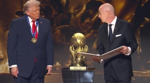 Donald Trump ilk FIFA Barış Ödülü'nü verdi