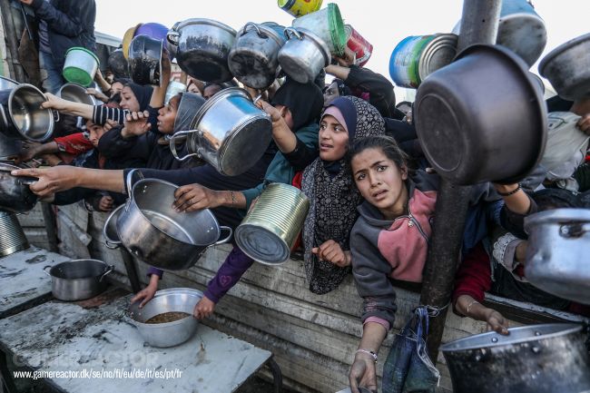 Açlık Gazze'yi sarıyor: İsrail kaynak eksikliğini reddederken ve gıda kuyruklarına ateş açarken Gazze Şeridi'nde on kişi açlıktan öldü