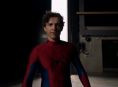 Tom Holland tarafından ortaya çıkarılan Spider-Man: Brand New Day 'den yeni Örümcek Adam kostümü