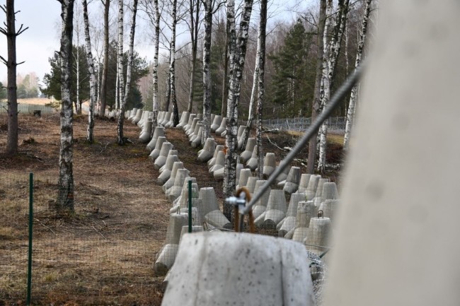 Polonya, Rusya ve Belarus ile doğu sınırına milyonlarca mayın yerleştirmeyi planlıyor