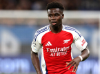 Arsenal, Bukayo Saka ile 2031 yılına kadar g&ouml;rev yaptı ve bu da onu takımın en iyi &uuml;cretli futbolcusu yaptı