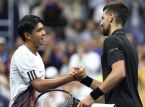 Djokovic "hayatta kalır" ve Grand Slam'lerde tarihi bir başarı kazanır, ancak fiziksel şekli hakkında ş&uuml;pheleri vardır