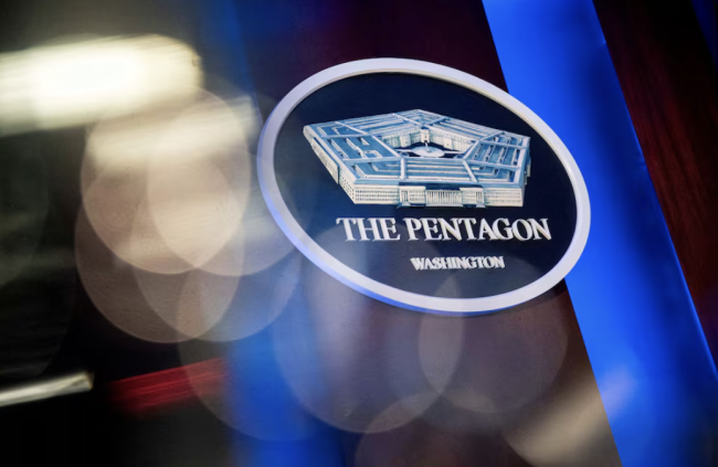 ABD Savunma Bakanı şimdi Pentagon'daki Donanma Bakanını görevden aldı