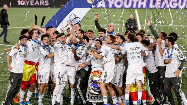 Real Madrid U-19 takımı UEFA Gençlik Ligi'ni kazandı, kaleci Arbeloa tarafından çağrıldı