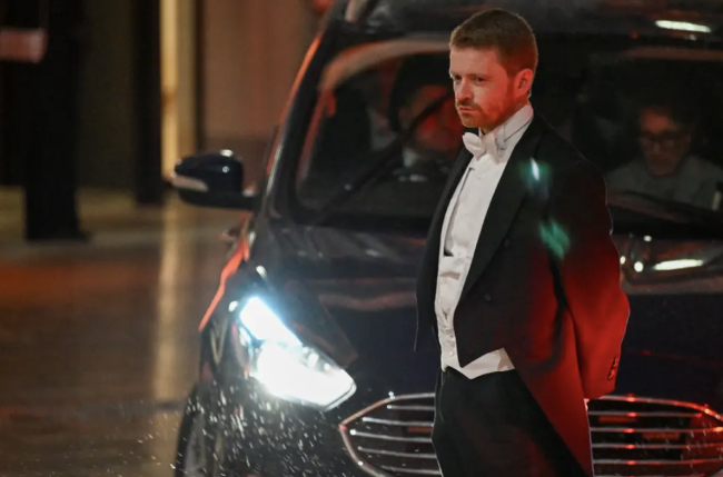 Starmer'ın genel müdürü, Jeffrey Epstein ile bağlantılı Mandelson atama skandalı nedeniyle istifa etti