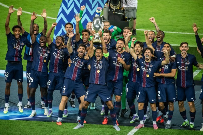 PSG ile Marsilya arasındaki Trophée des Champions önümüzdeki Ocak ayında Kuveyt'te oynanacak