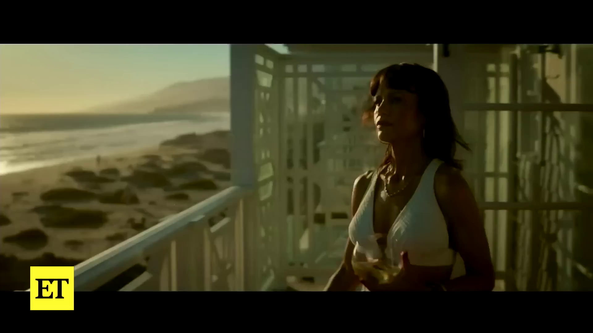 Brad Pitt, Hollywood'un bir düzenleyicisi olmak için dikkat merkezinden uzaklaşır ve The Adventures of Cliff Booth