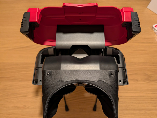Kutudan açılma ve karşılaştırma: Switch için Virtual Boy böyle görünüyor