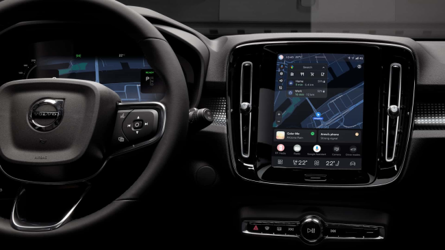 Eski Volvo arabaları ensonunda arayüz olarak yeniden tasarlandı