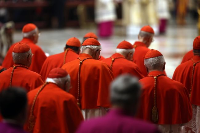 Papa Francis'in vefatının ardından toplanacak kardinaller, cenaze törenine hazırlanıyor