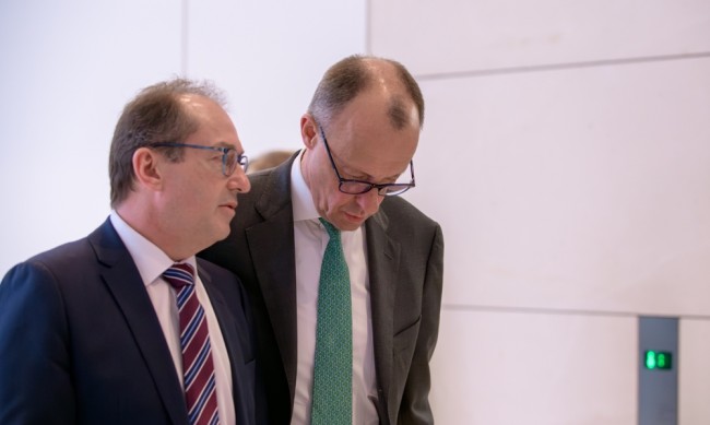 Almanya, insansız hava araçlarından kaynaklanan "yüksek tehdide" karşı kendisini savunmak için önlemler alacak