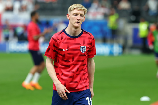 Barcelona, Newcastle'dan Anthony Gordon'u 2031 yılına kadar 80 milyon euroya transfer ediyor