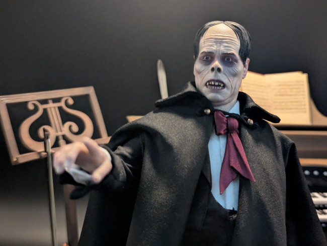 Phantom of the Opera 1/6 Aksiyon Figürü izlemeye değer bir şey