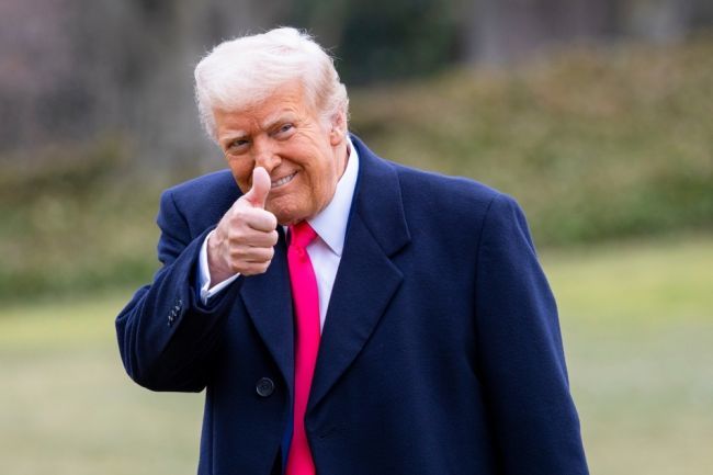 Trump sağlık endişelerini "sahte haber" olarak nitelendirdi