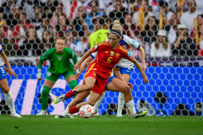 İspanya, büyük +18 gol farkıyla İngiltere'den önce 2027 Kadınlar Dünya Kupası'na katıldı