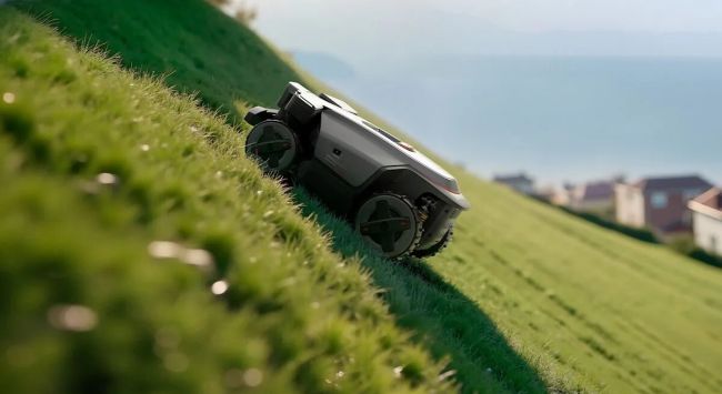 Roborock şimdi oturma odasından çime taşınıyor