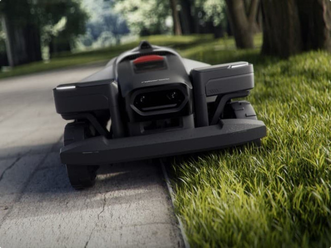 Roborock şimdi oturma odasından çime taşınıyor